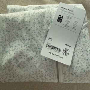 NWT Athleta Rainier Tight, size M, Jasper White Blue